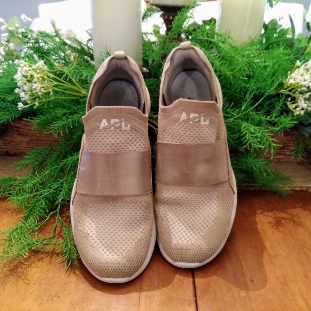 Lululemon Apl techloom bliss shoes 8.5